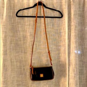 Dooney & Bourke black patent leather cross-body